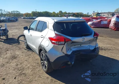 2019 Nissan Kicks Sv z USA, uszkodzony, nr VIN 3N1CP5CU6KL491672